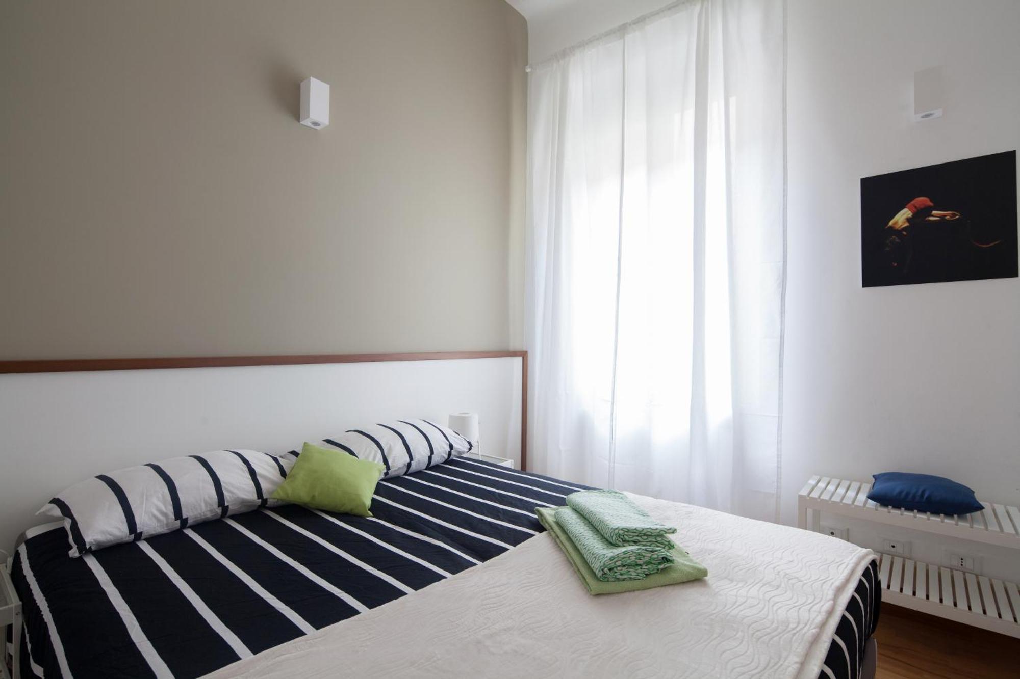 Cv5 - La Spezia City Center - Wide Modern Apartment Walking Distance To The Station To Cinque Terre - Big Terrace On The Roofs Dış mekan fotoğraf